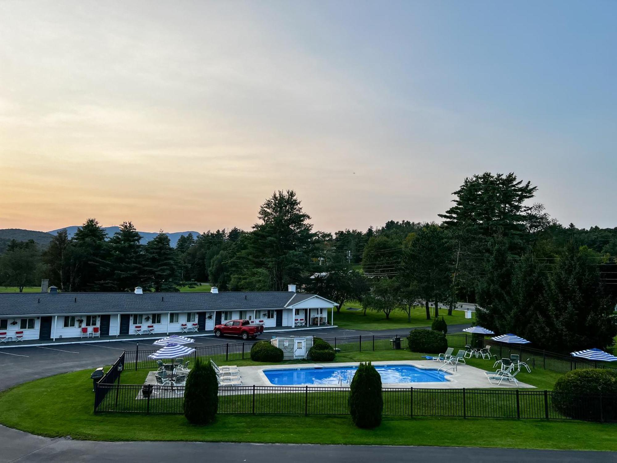 Stowe Motel & Snowdrift Ngoại thất bức ảnh